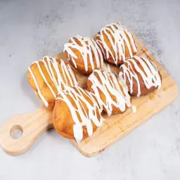 Cream Cheese-Stuffed Bakhmri